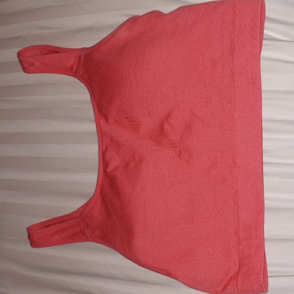 Jockey Ribbed Round Neck Lightly Padded Sports Bra